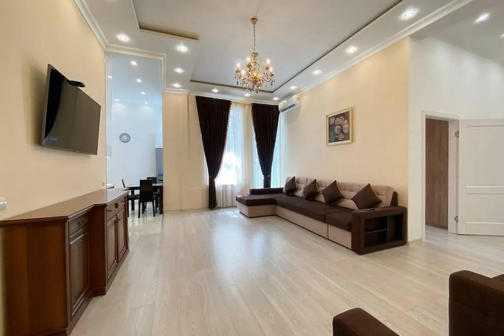 Comfortable Luxury Apartment With 3 Rooms. Center Heart Of Kiev 0*, Kiew Ukraine