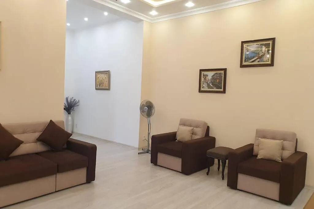 Comfortable Luxury Apartment With 3 Rooms. Center Heart Of Kiev 0*, Kiew